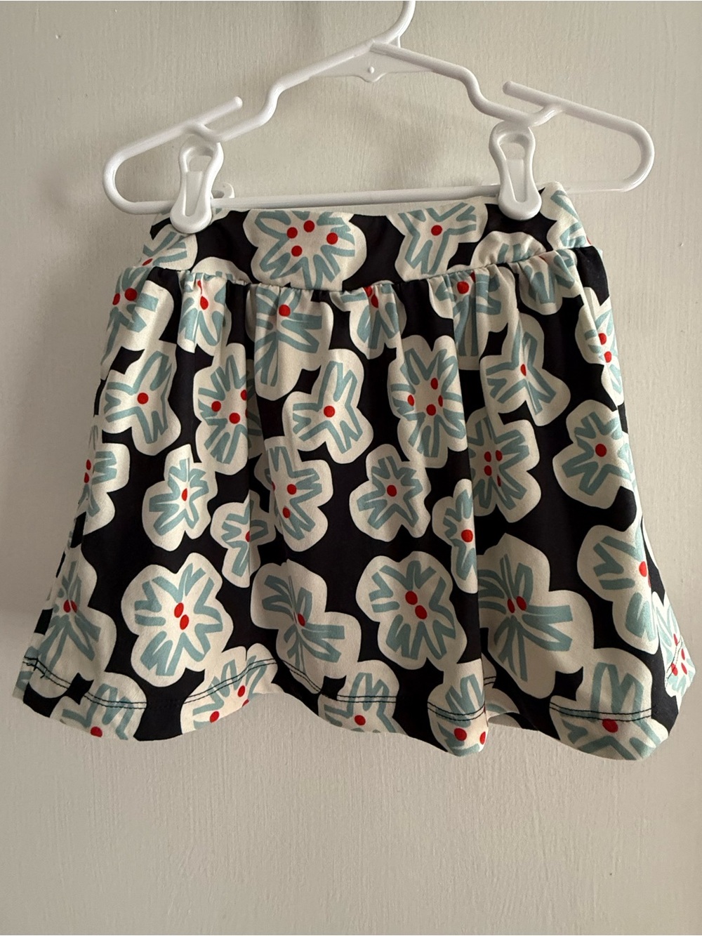 Hanna Andersson Black Floral Print Mini Skort - Size 4